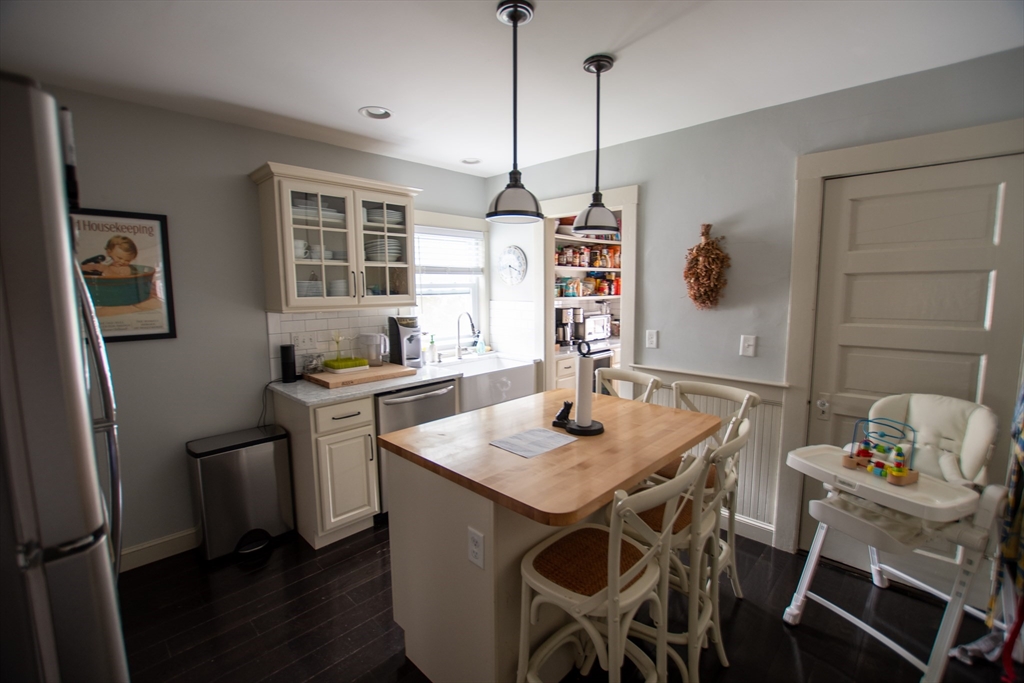 96 Grant Ave, Medford