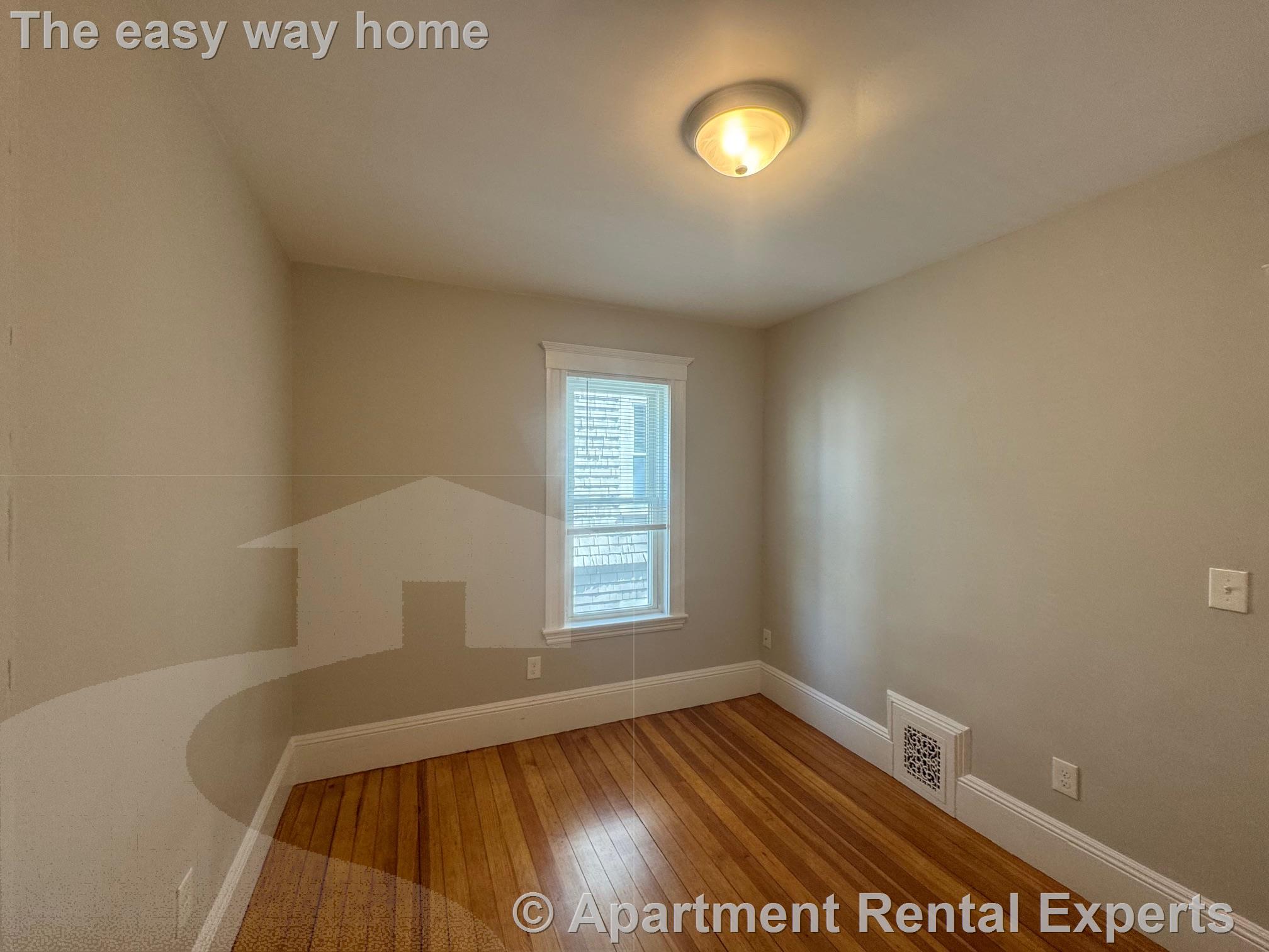 11 Belmont Sq, Porter Square