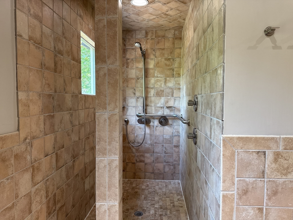 9 Sunny Knoll Terrance, Lexington