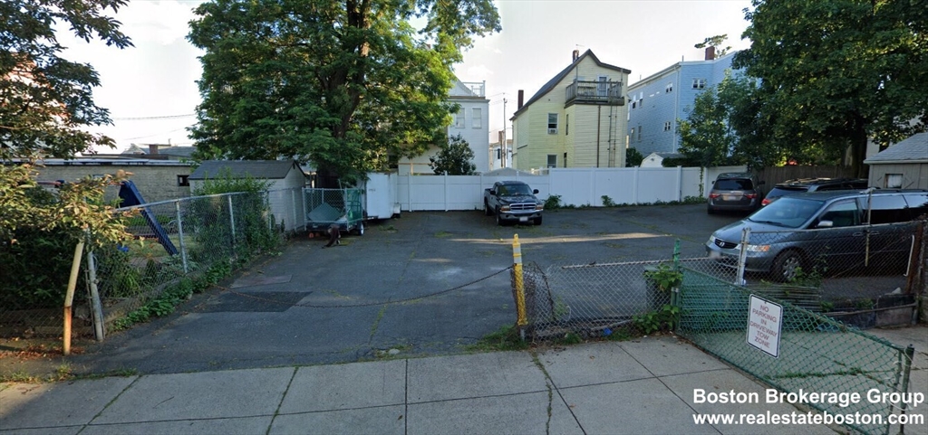 36 Raven St, Dorchester