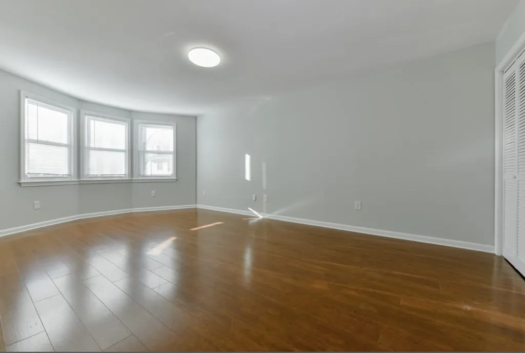 19 Fuller St, Dorchester