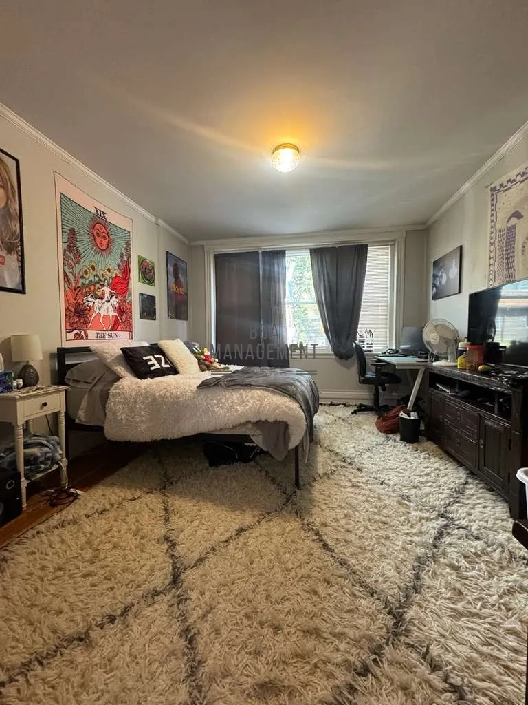 98 Strathmore Rd, Brighton