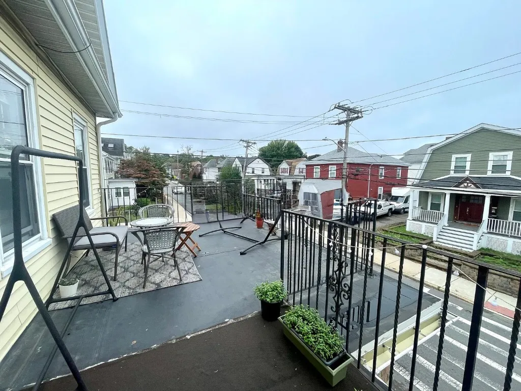 123 Winthrop St, Medford