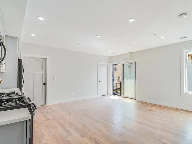 97 Condor St, Eagle Hill