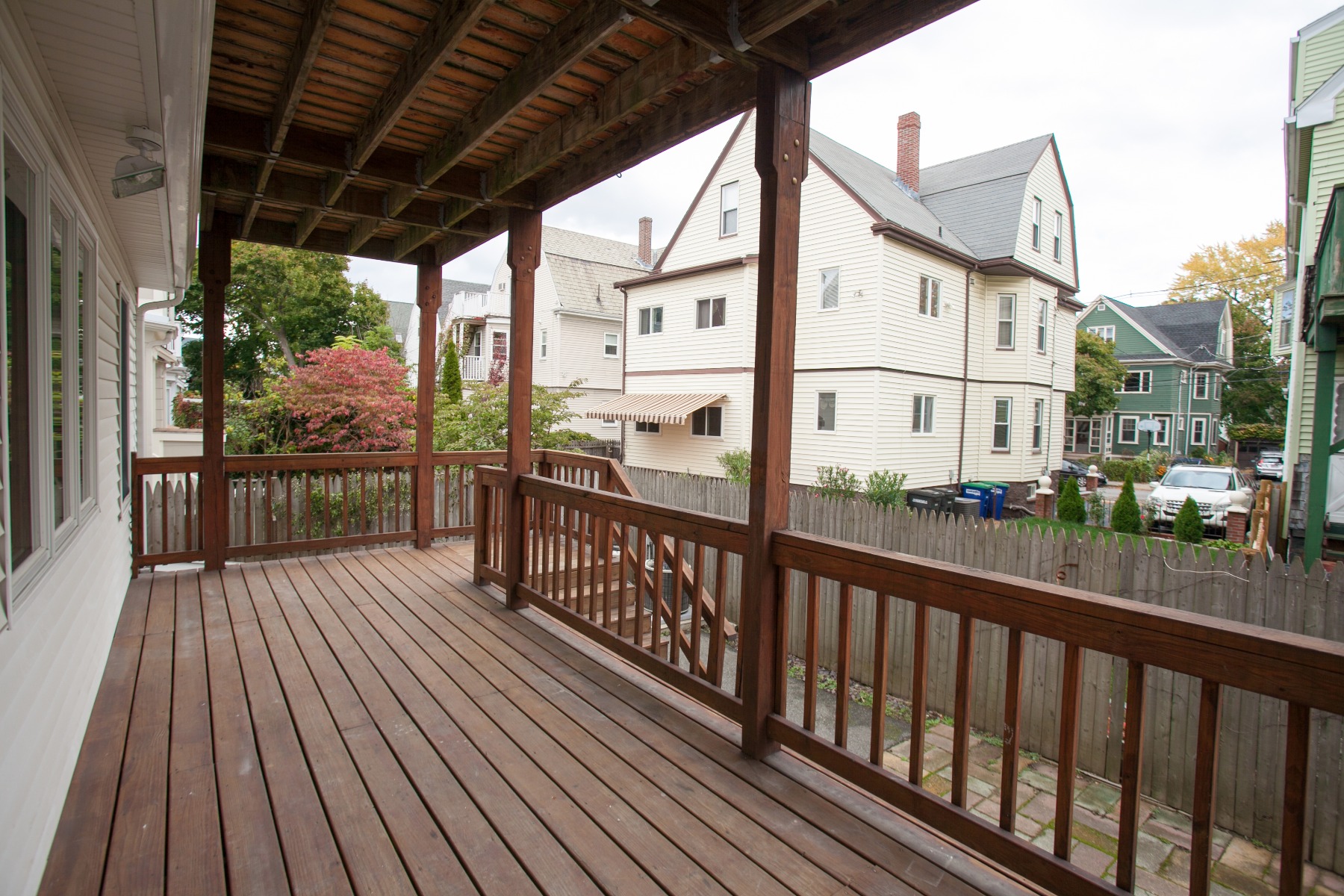 33 Bromfield Rd, Tufts