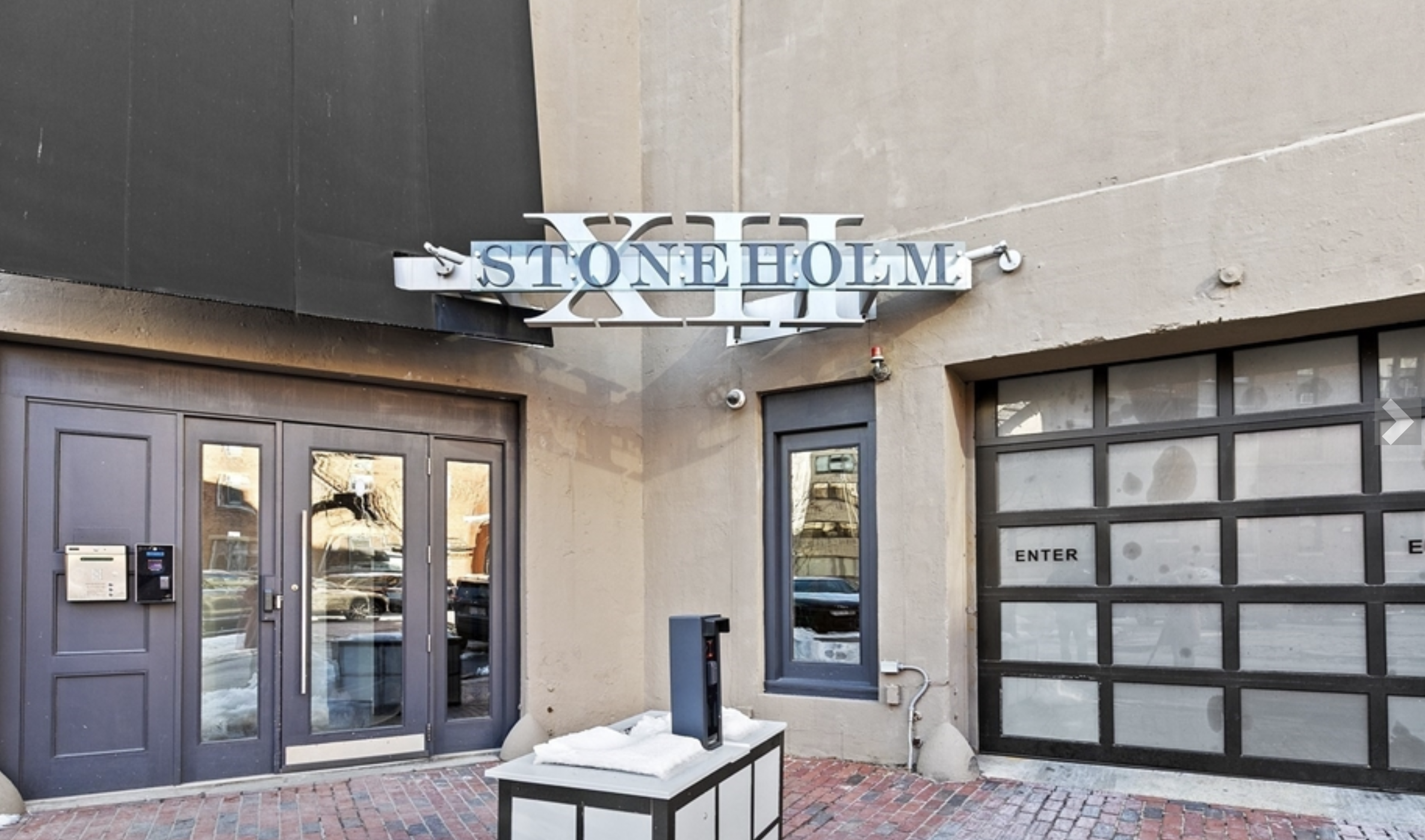 12 Stoneholm St, Fenway