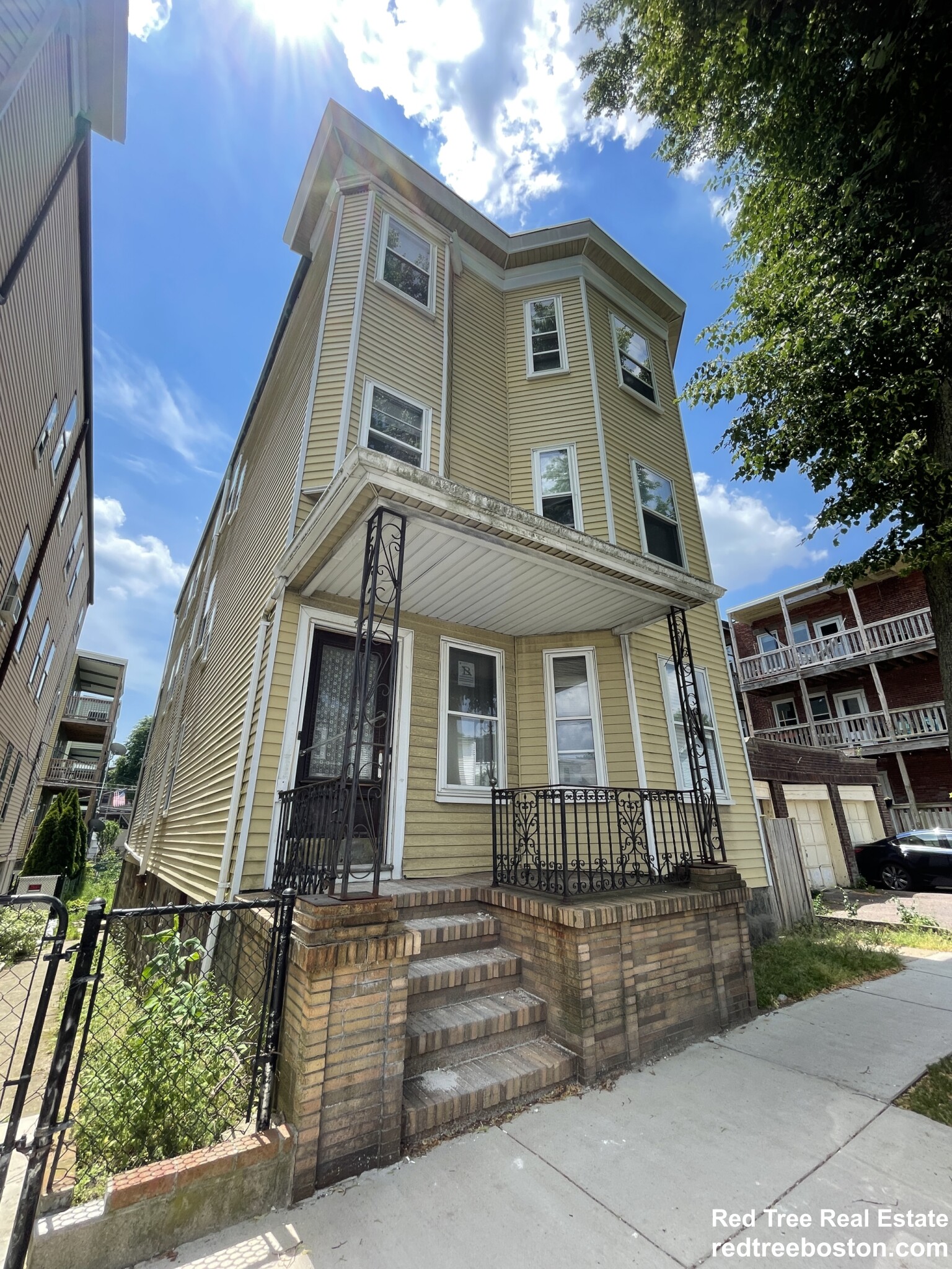 44 Ashley St, East Boston