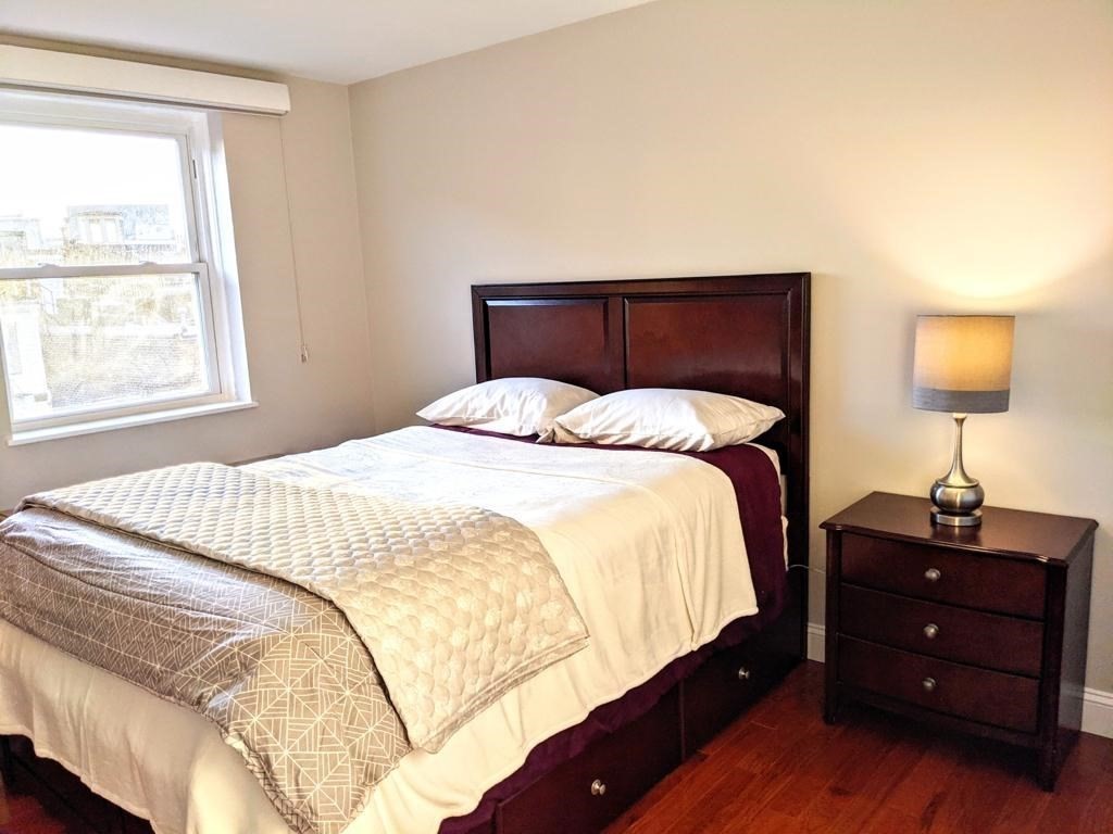 27 Bowdoin St, Beacon Hill