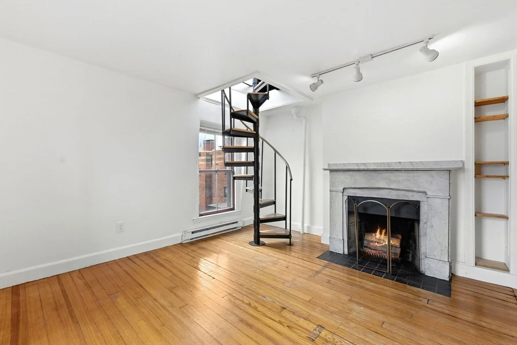 49 Brimmer St, Beacon Hill