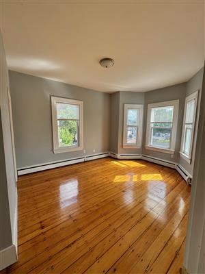 229 Broadway, The Port