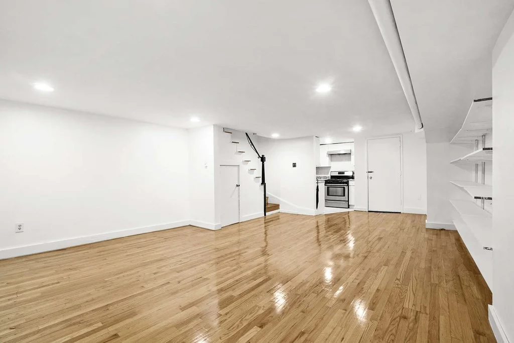 6 Dwight St, South End