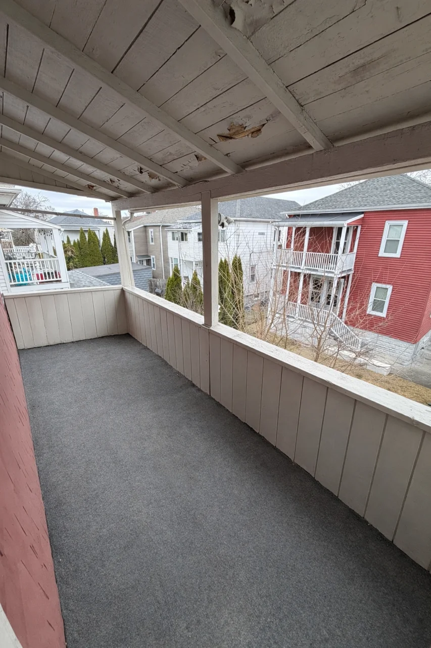 93 Capen St, Medford