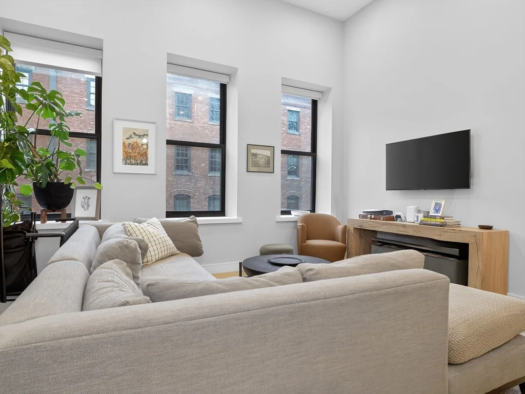 355 Congress St, South Boston