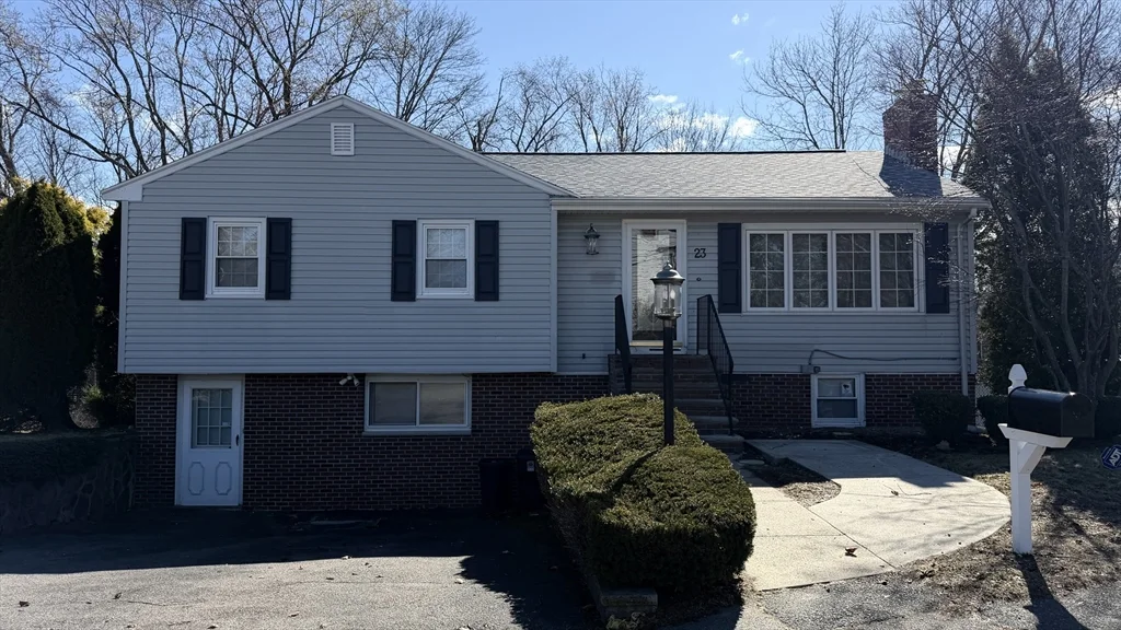 23 Orchard Ave, Saugus
