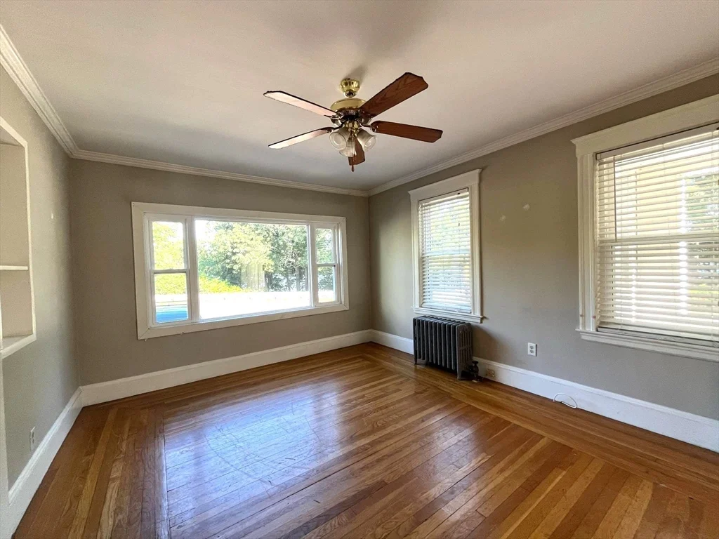 105 Shore Dr, Ten Hills