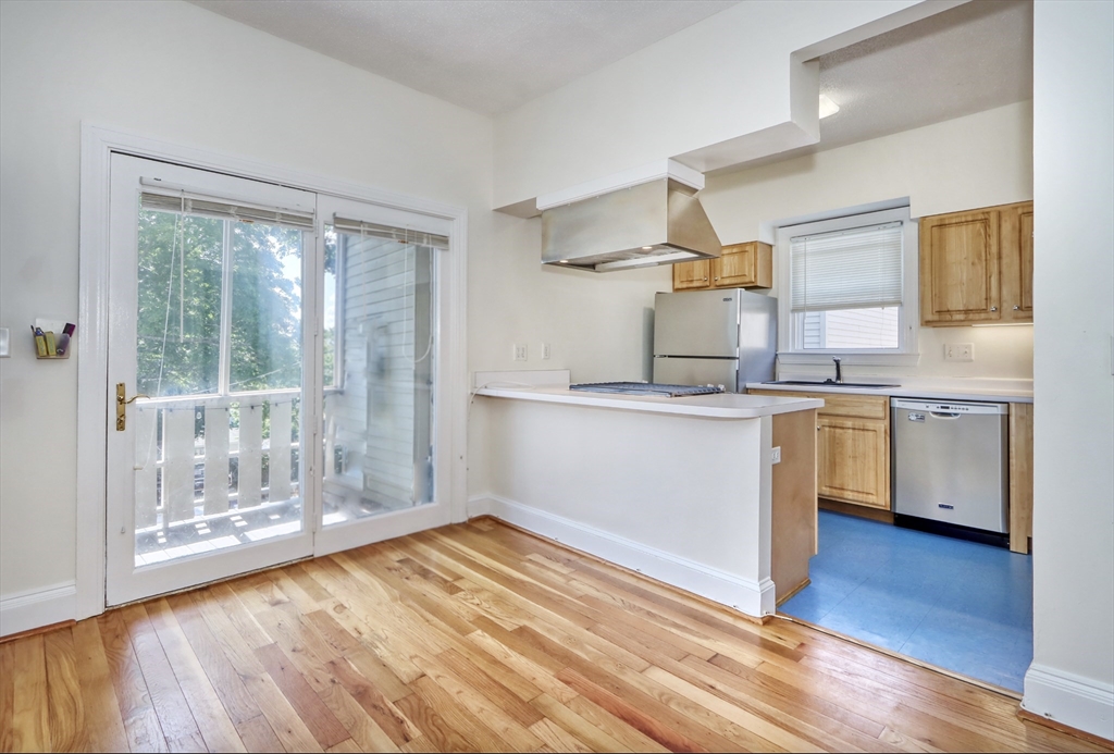 14 Holton, West Medford