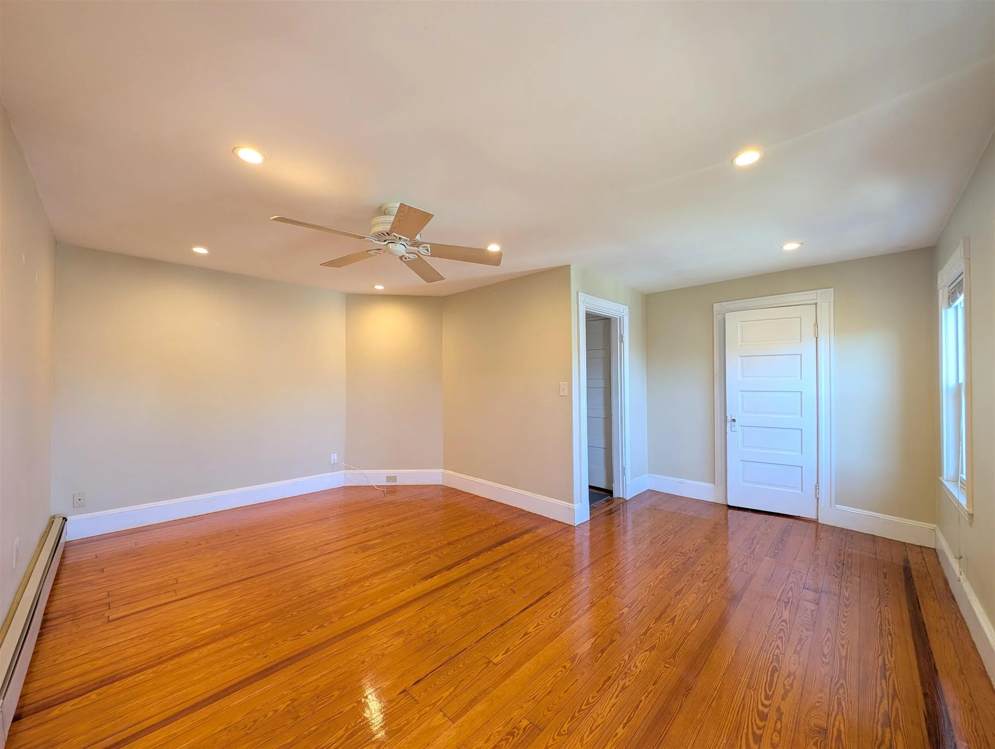 41 Bay State Ave, Powder House Square