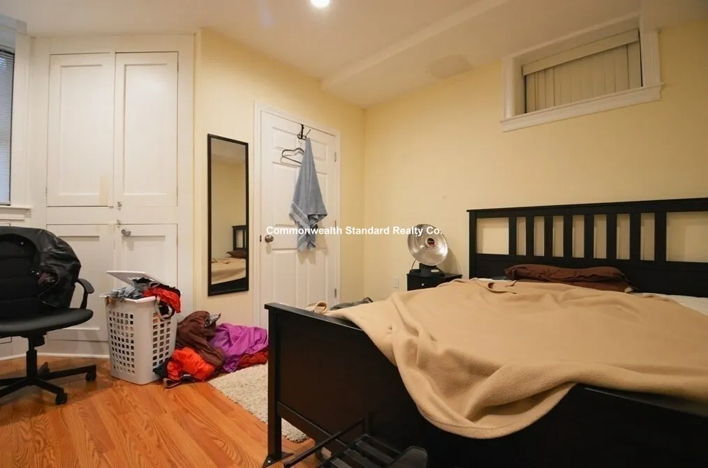 1203 Beacon St, Brookline