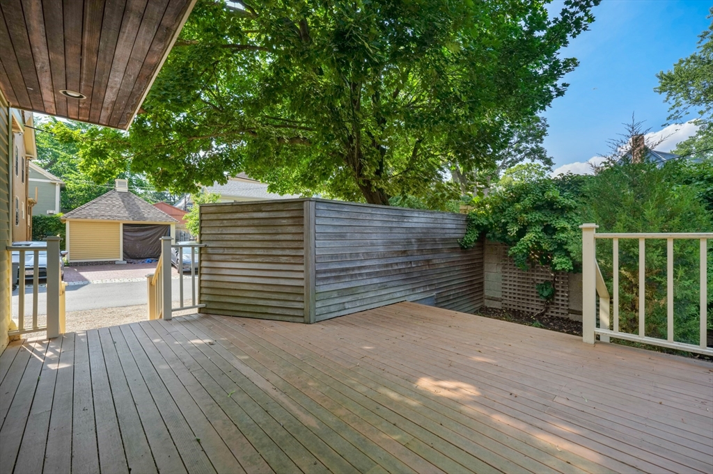 259 Mount Auburn, Harvard Square