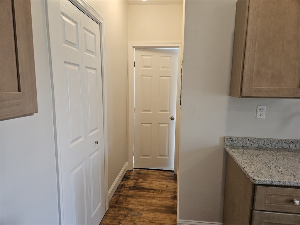 293 School St, Stoughton