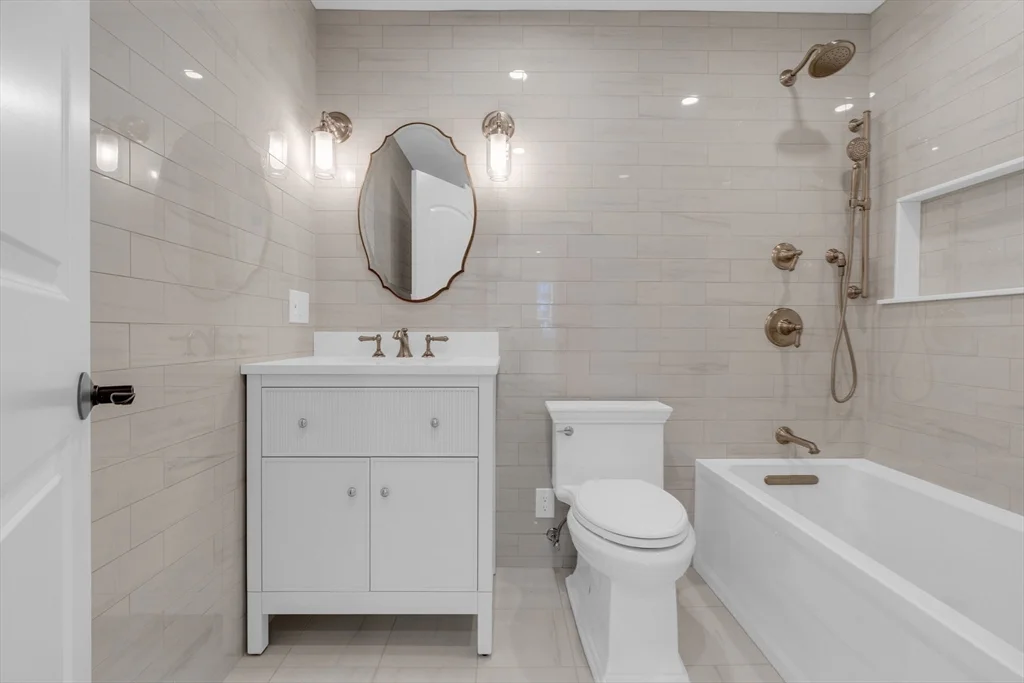 1396 Beacon St, Coolidge Corner