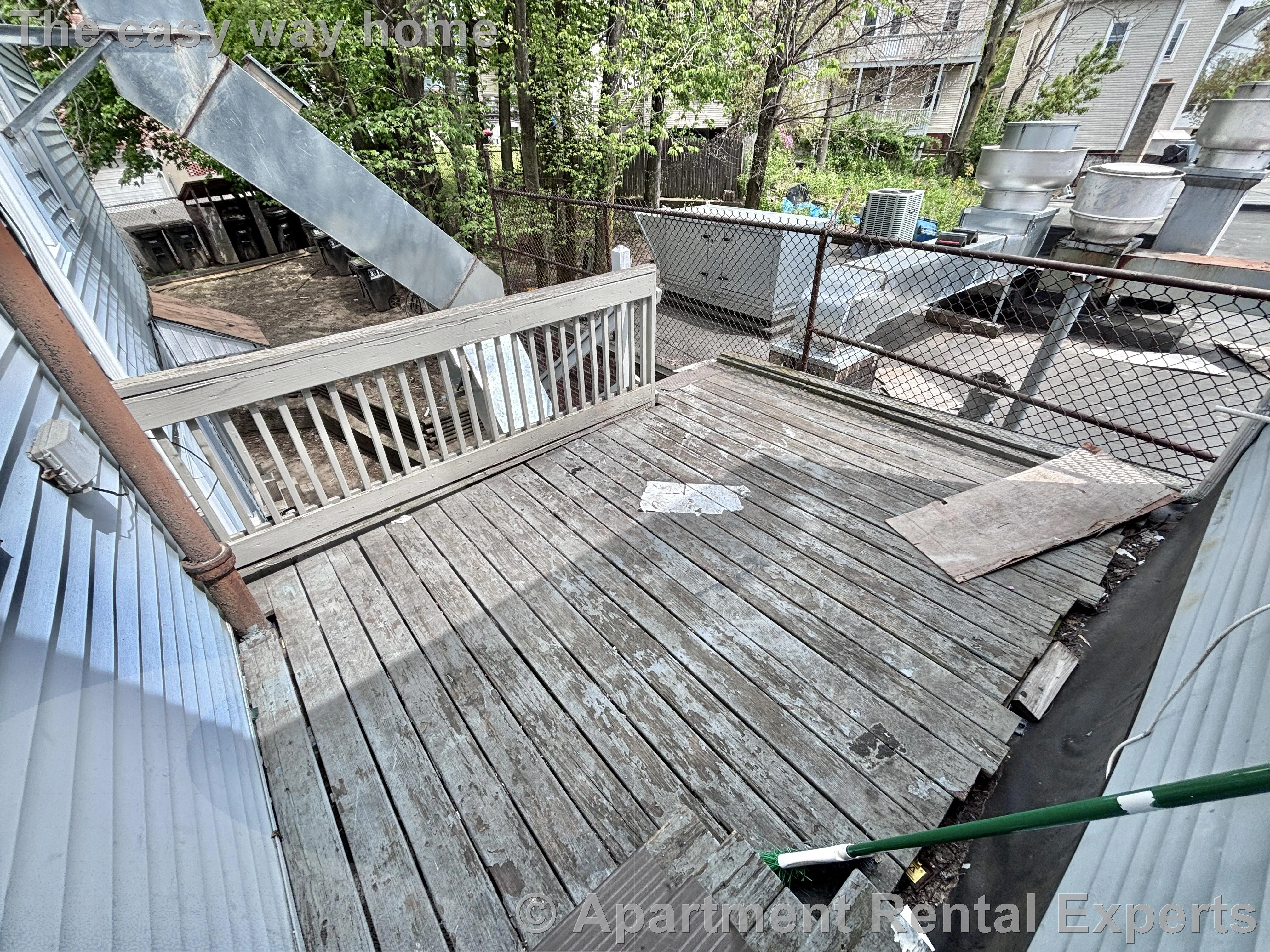 509 Medford St, Magoun Square