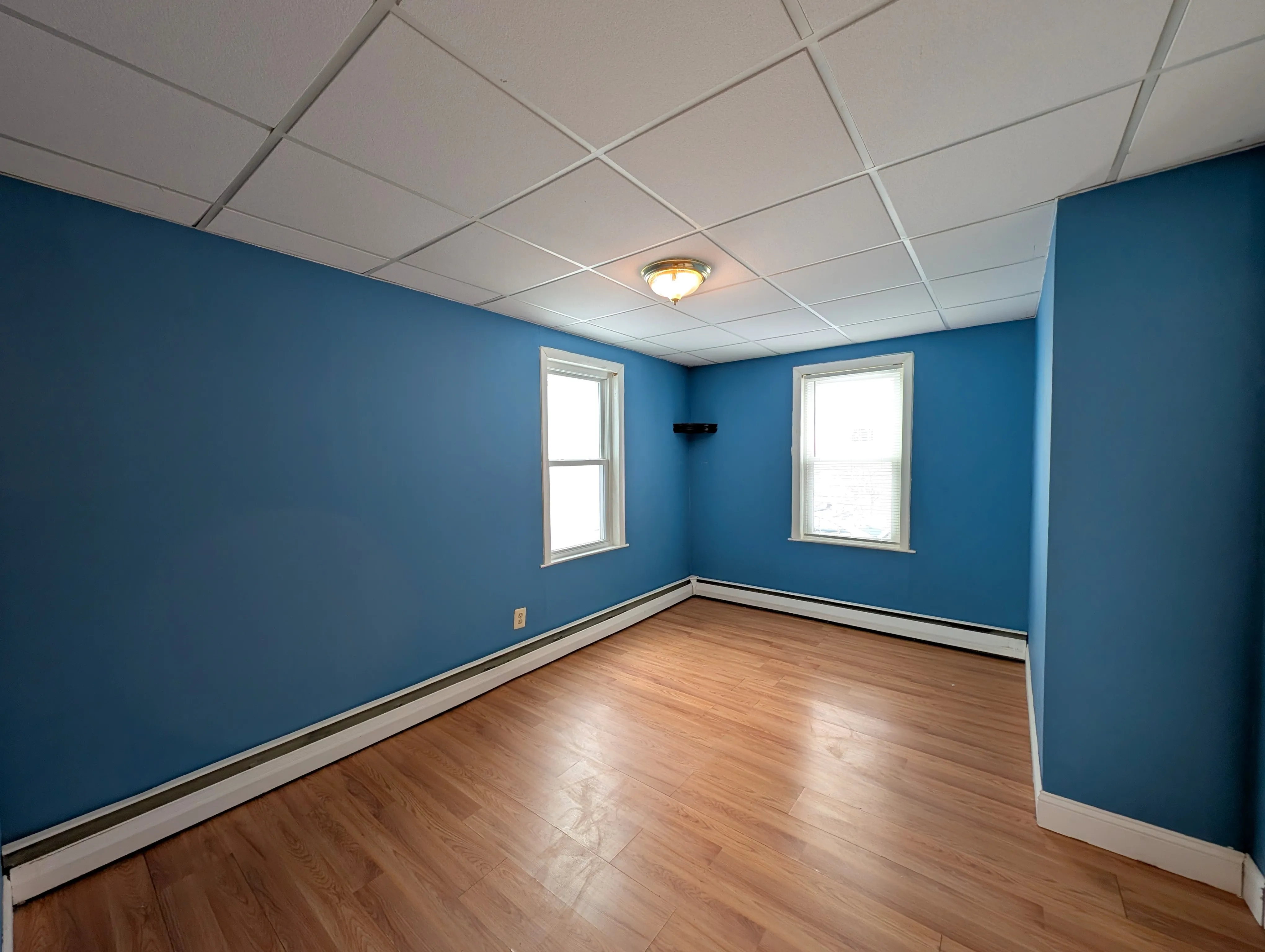 9 Lowell Ter, Magoun Square