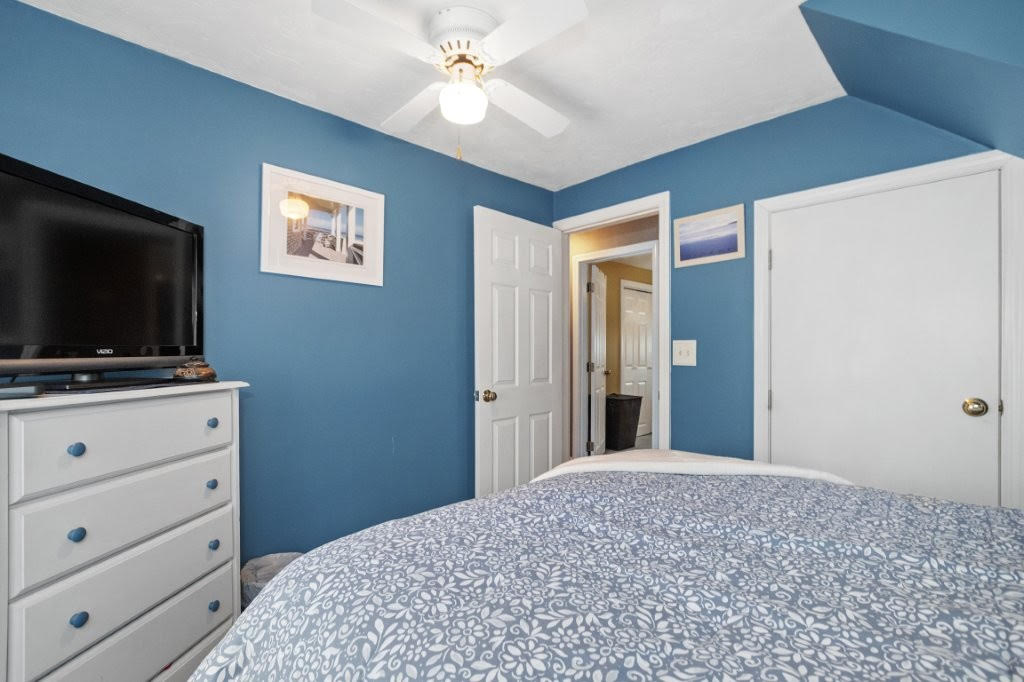 28 Ash St, South Side