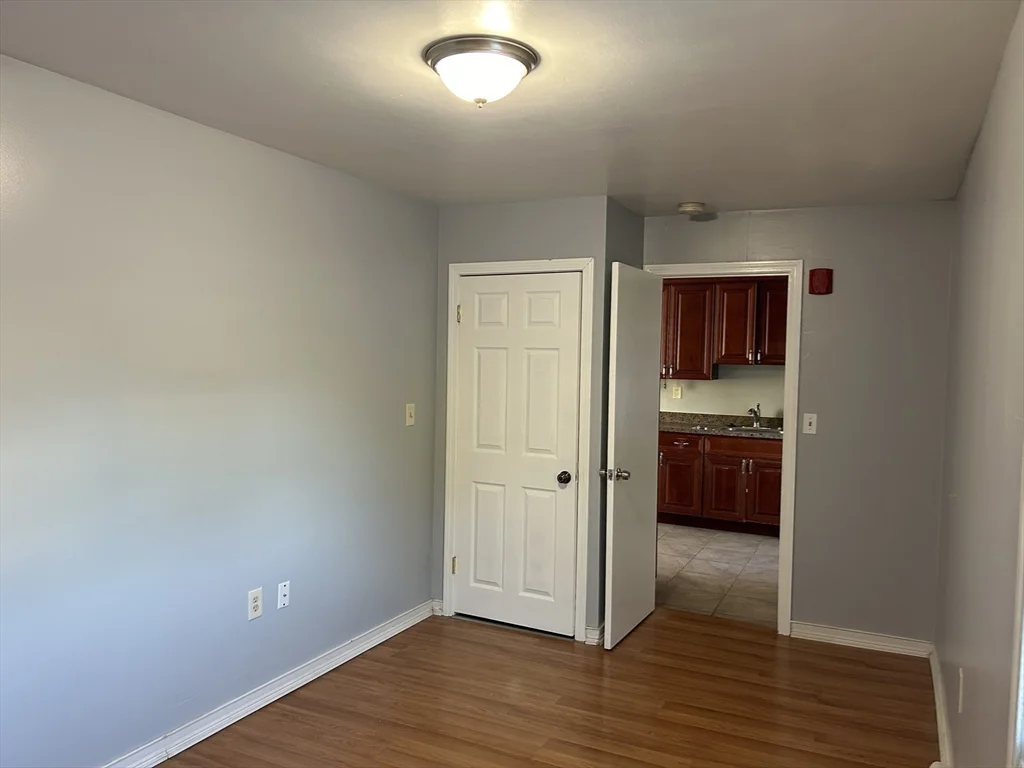 569 Winthrop St, Rehoboth