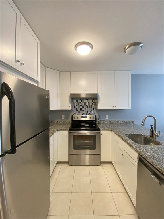 700 East St, Walpole