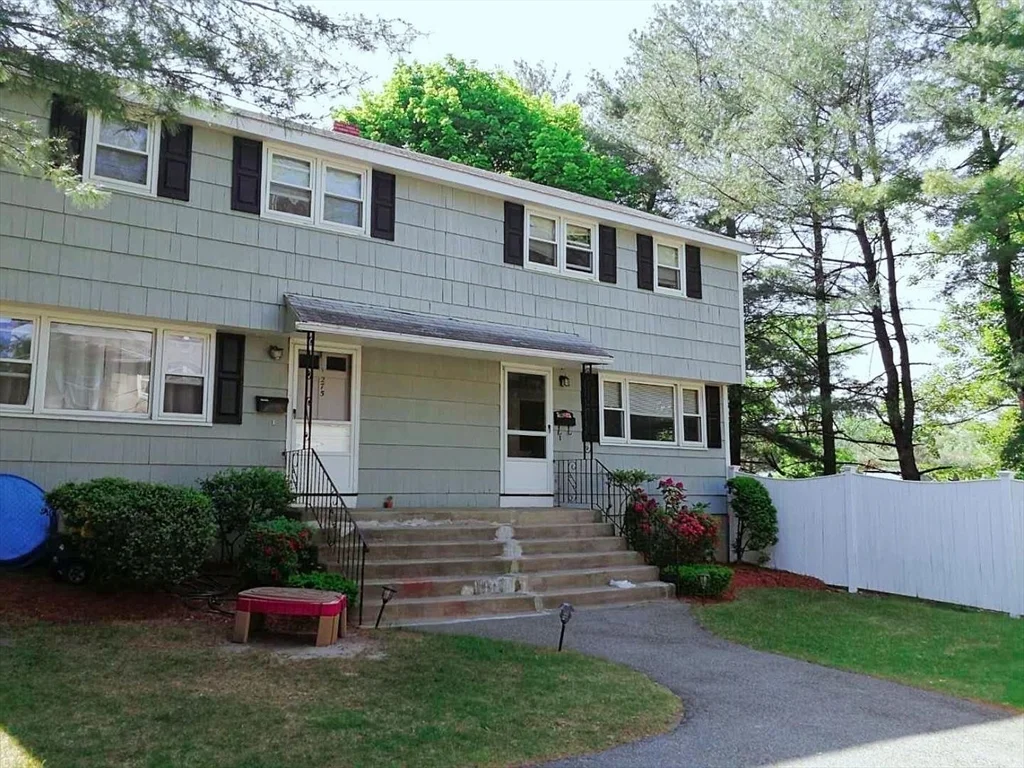 273 Cross St, Winchester