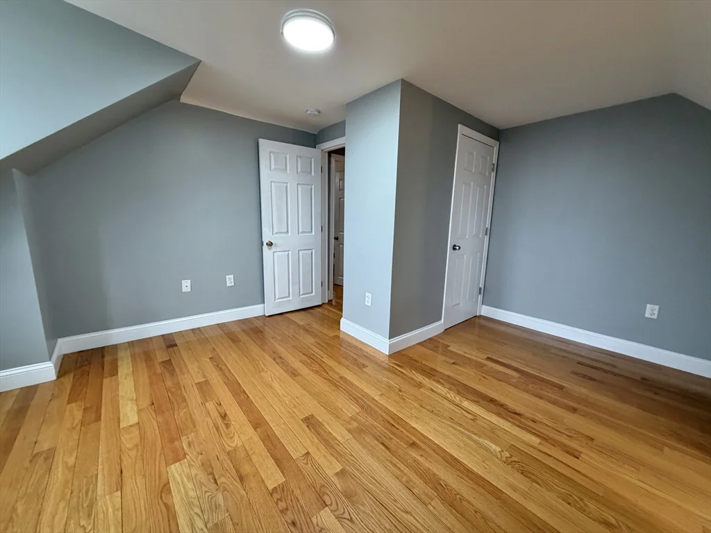 786 Moody St, Waltham