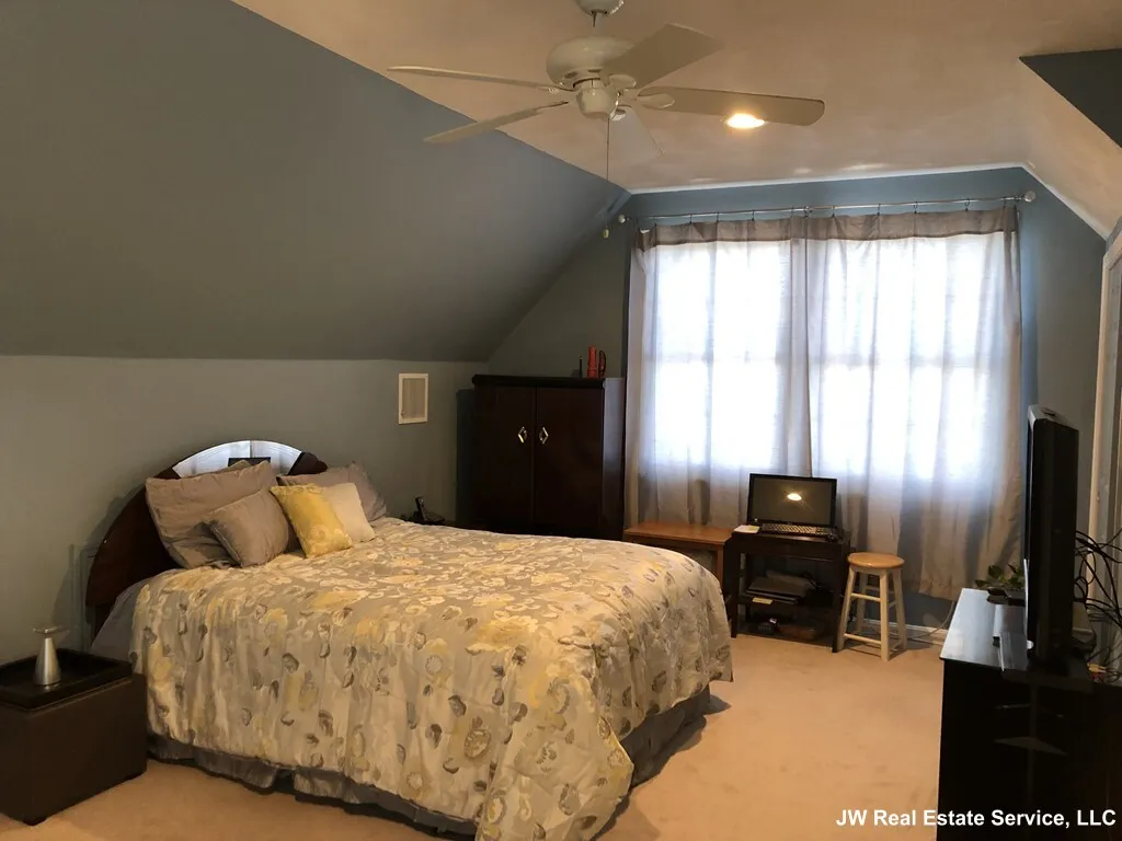 111 Oxford St, Revere