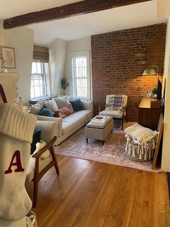 56 Gray St, South End