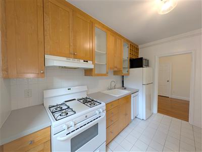 12 Ware St, Mid-Cambridge