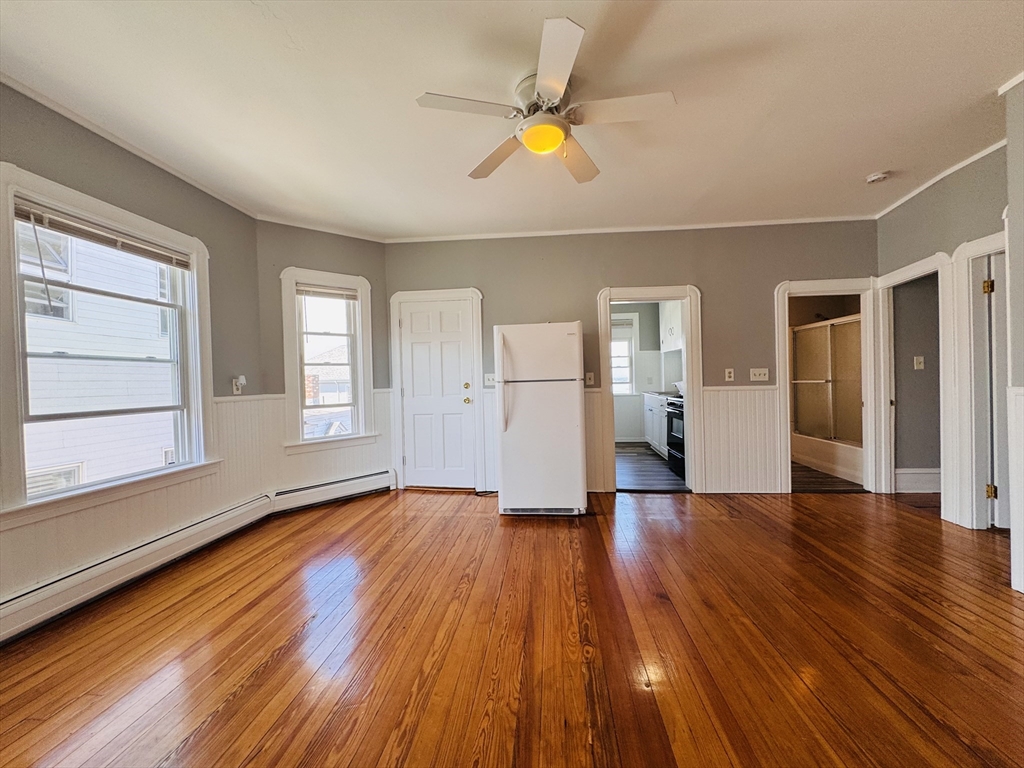 171 Hunter St, Fall River