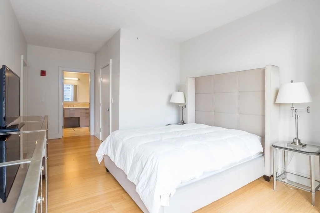 45 Province St, Midtown