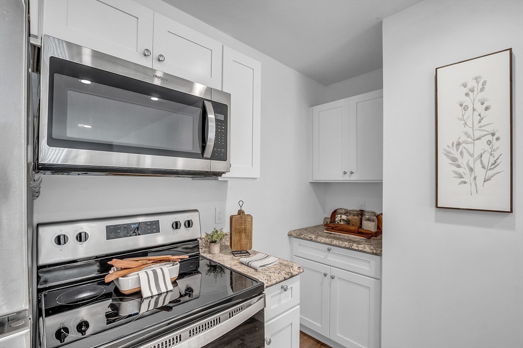 2 South Grove St, Bradford