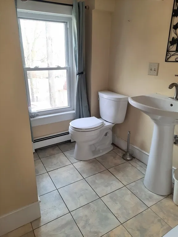 58 Main St, Marshfield