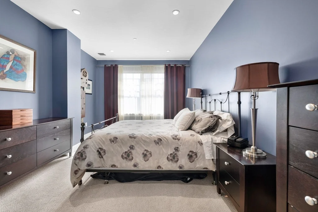 10 Vernon, Coolidge Corner