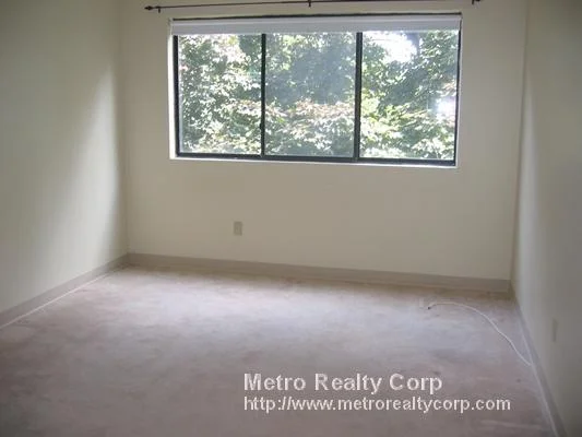 70 Centre St, Coolidge Corner