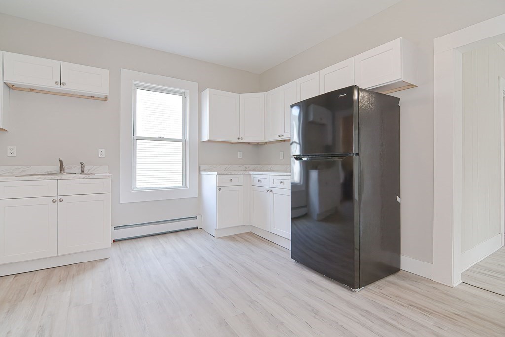 979 Dwight St, Holyoke