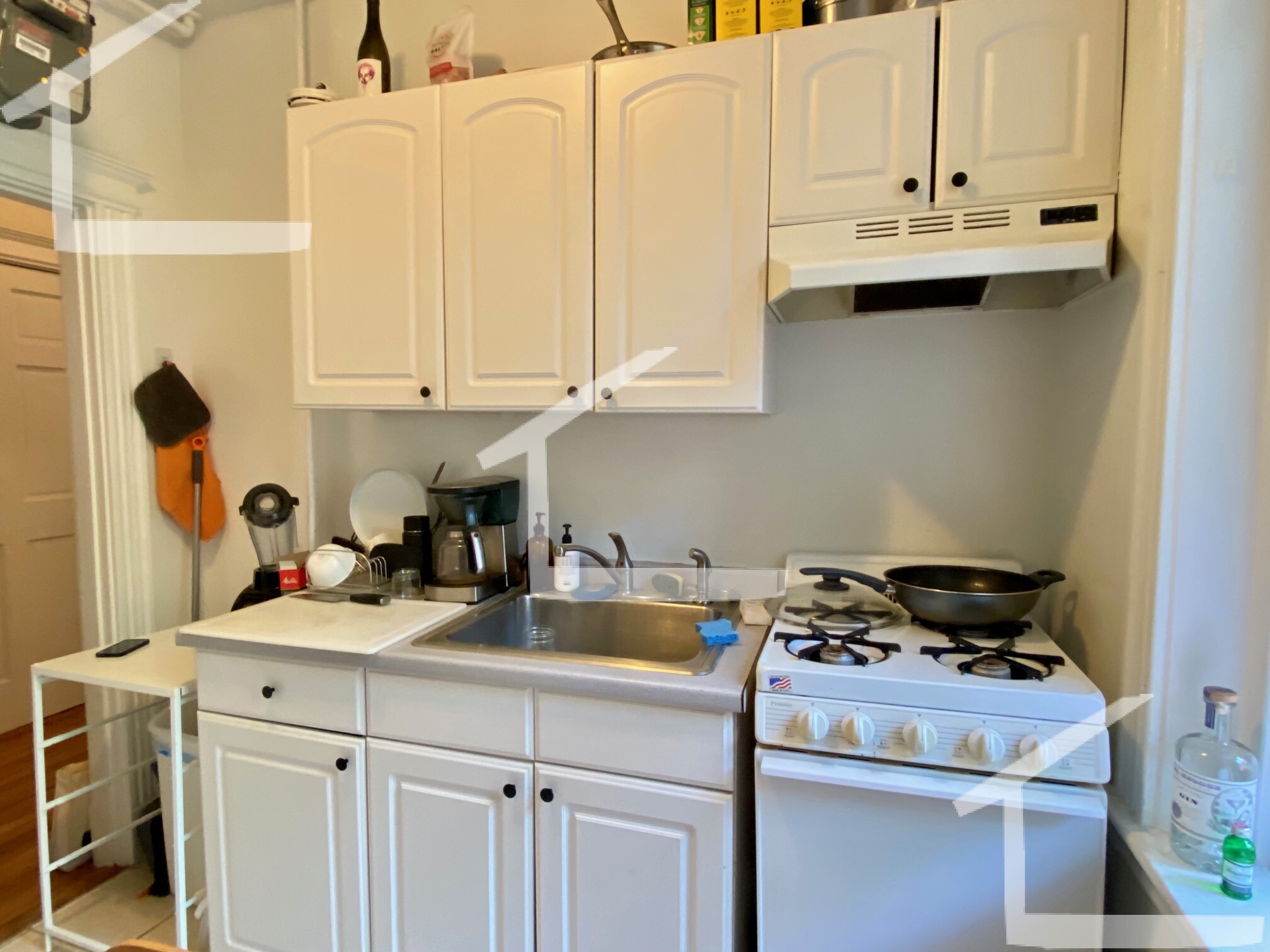 6 Camelot Ct, Brighton