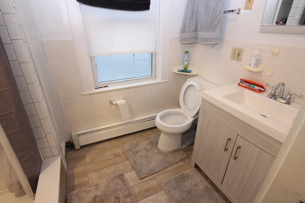 414 Western Ave, Brighton
