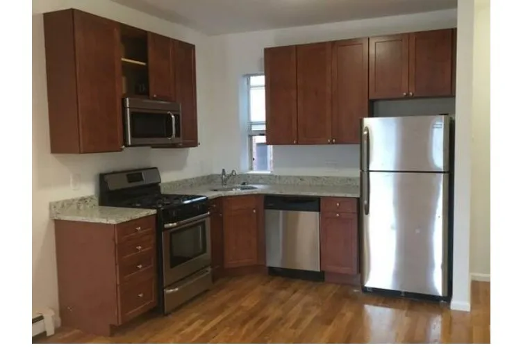 63 South Huntington Ave, Jamaica Plain