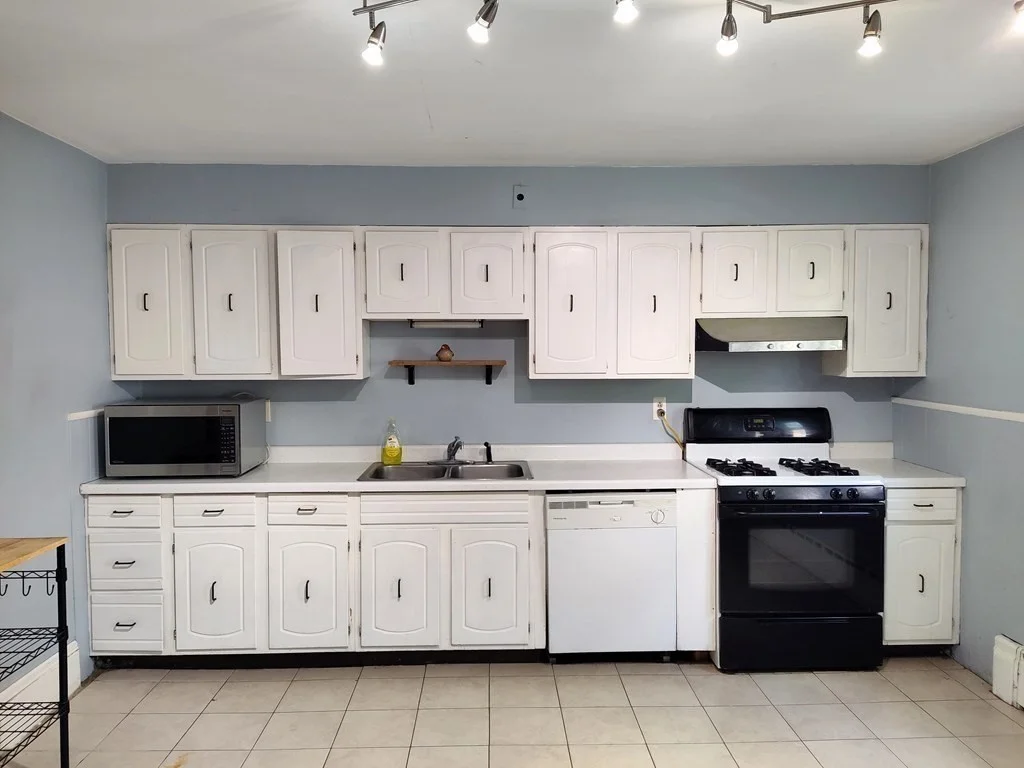 17 Harding Ave, Waltham