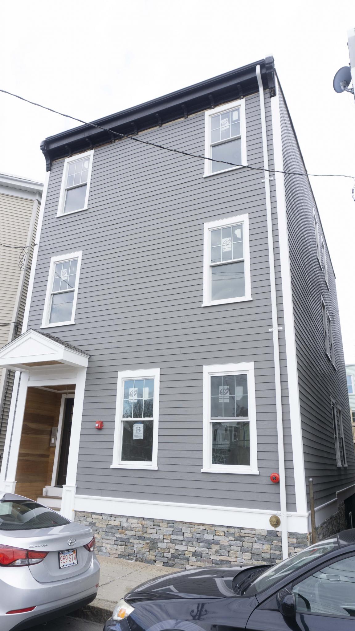 75 Morris St, East Boston