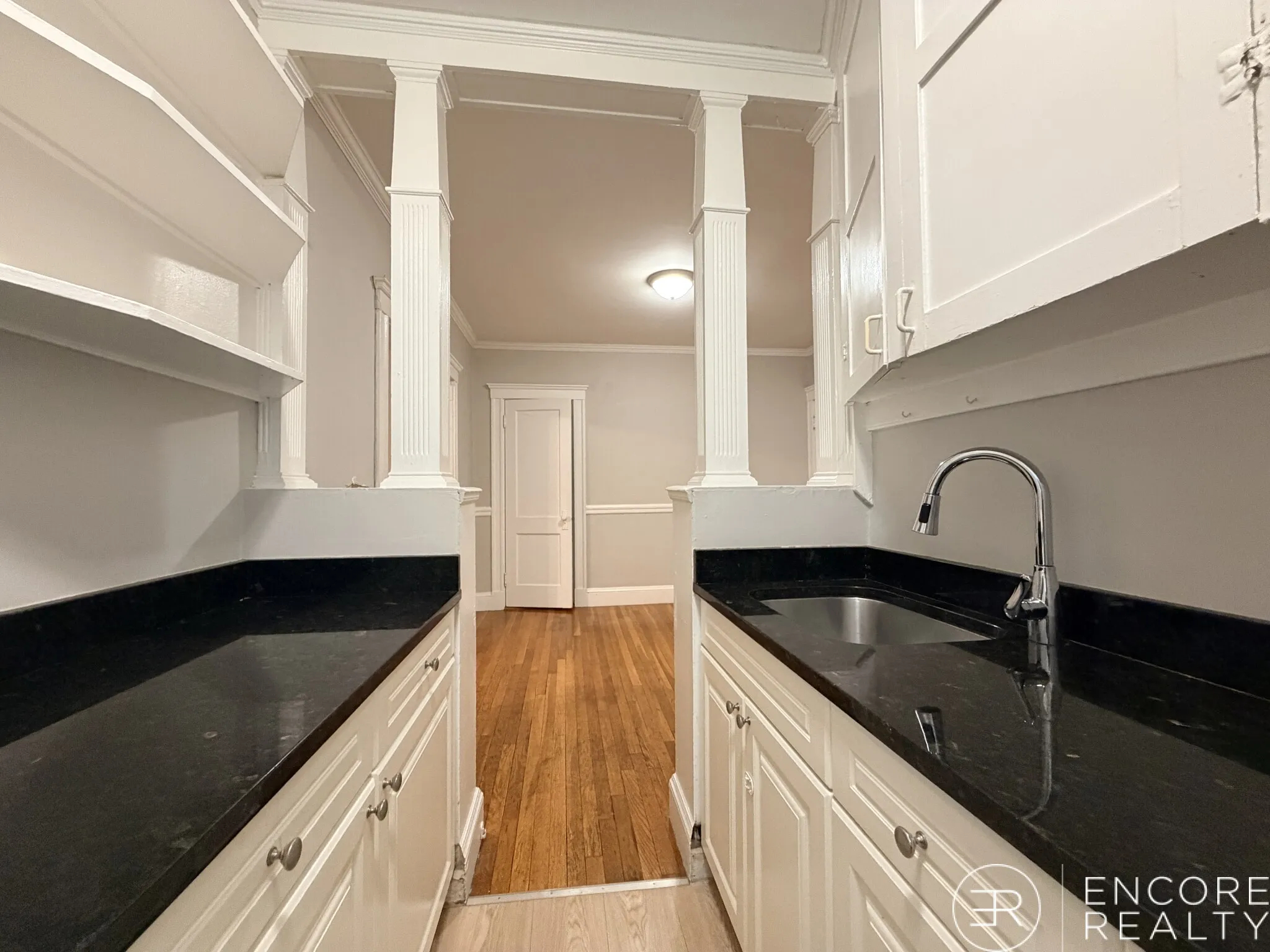 1 Gray St, Neighborhood Nine