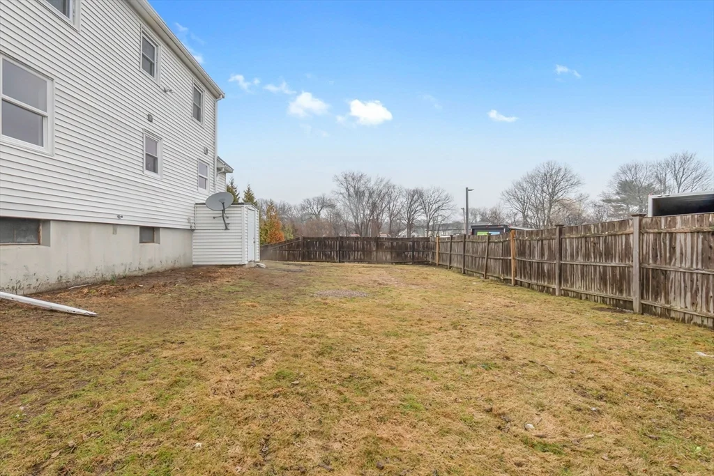 24 Garden St, Danvers