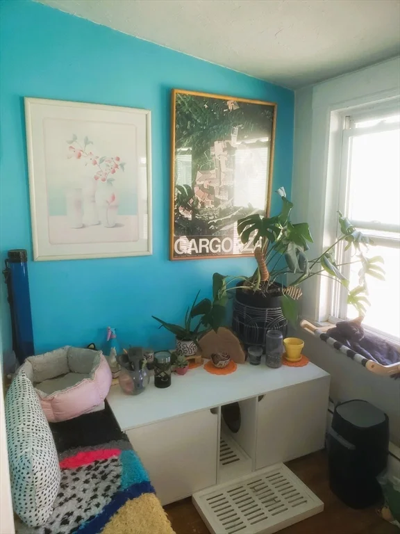 478 Medford St, Somerville